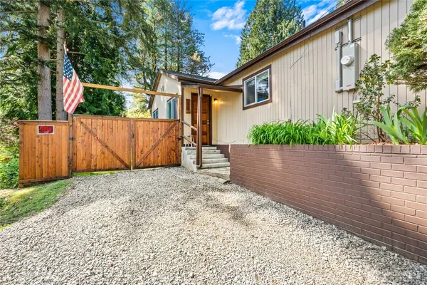 $610,000 | 1633 Northeast Perkins Way, Shoreline, WA 98155