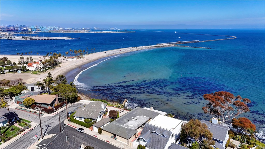 4010 Bluff Place San Pedro, CA 90731 - Photo 68 of 72 an aerial view of multiple house with outdoor space