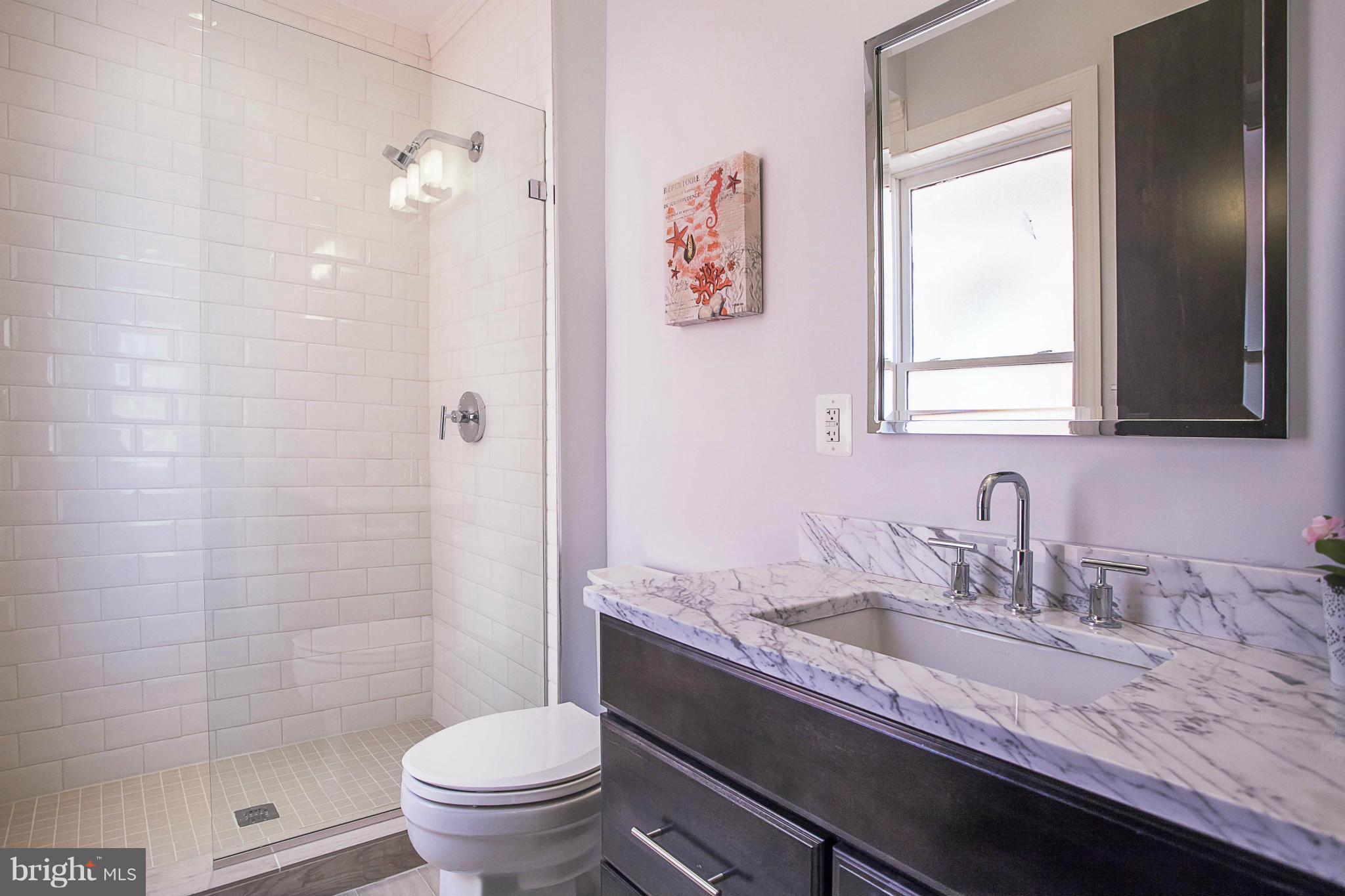 2009 Columbia Road Northwest, Unit 7 Washington, DC 20009 - Photo 18 of 30 Bath