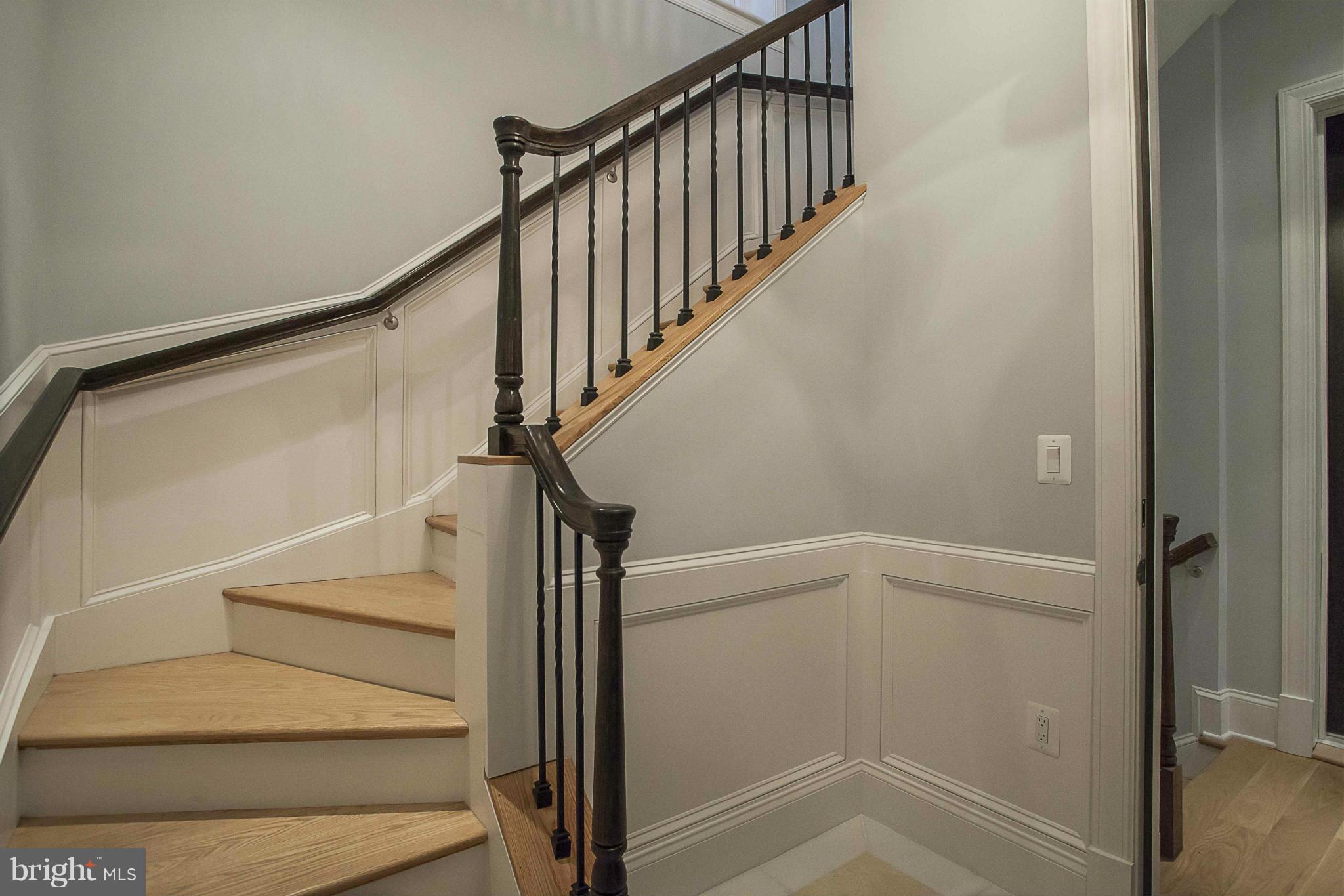 2009 Columbia Road Northwest, Unit 7 Washington, DC 20009 - Photo 4 of 30 Interior (General)