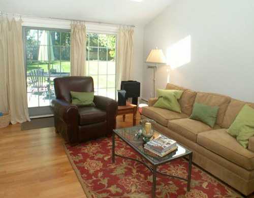 145 Lansdowne Road Warwick, RI 02888 - Photo 3 of 8 Den/Family/Great Room.