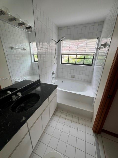 1652 Egret Road Homestead, FL 33035 - Photo 11 of 12 MASTER BATH