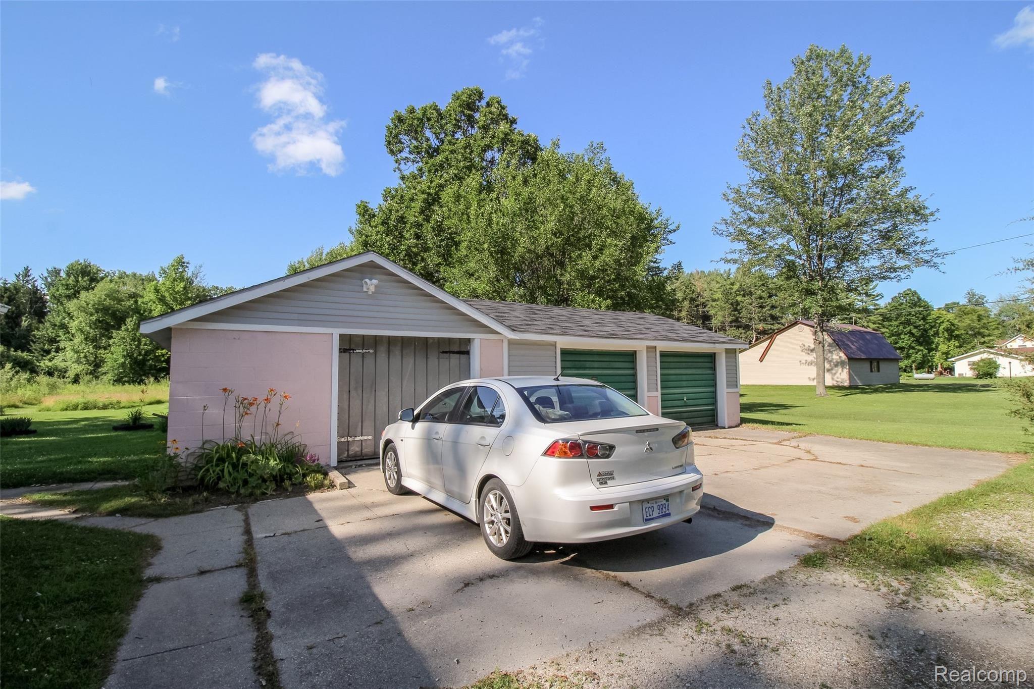 7295 Busch Road Birch Run, MI 48415 - Photo 24 of 33 Copy of 25.JPG
