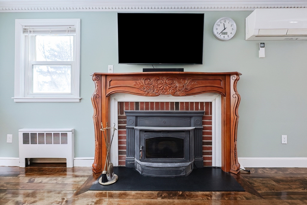 34 Farm Street Canton, MA 02021 - Photo 8 of 31 Gallery Image 8