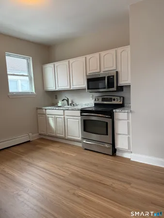 $1,600 | 162-164 Martin Street, Hartford, CT 06120