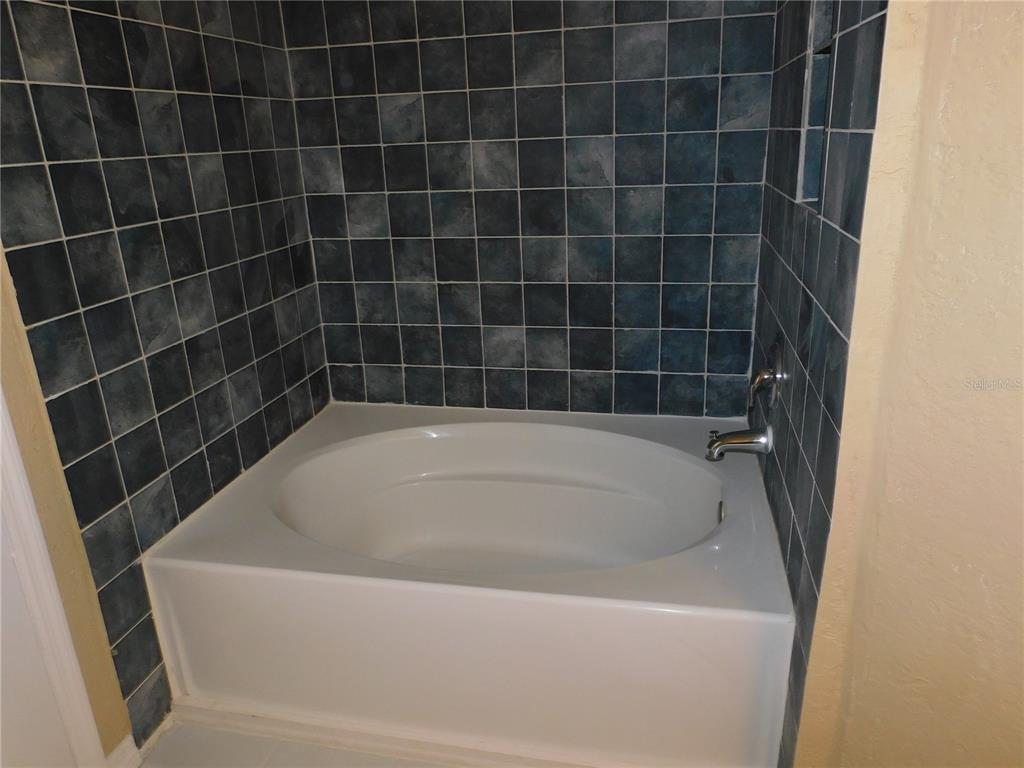 3480 Soho Street, Unit 101 Orlando, FL 32835 - Photo 17 of 29