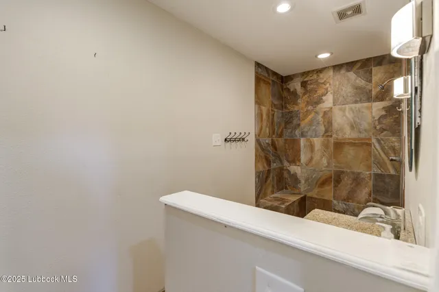 $269,000 | 3413 42nd Street, Lubbock, TX 79413