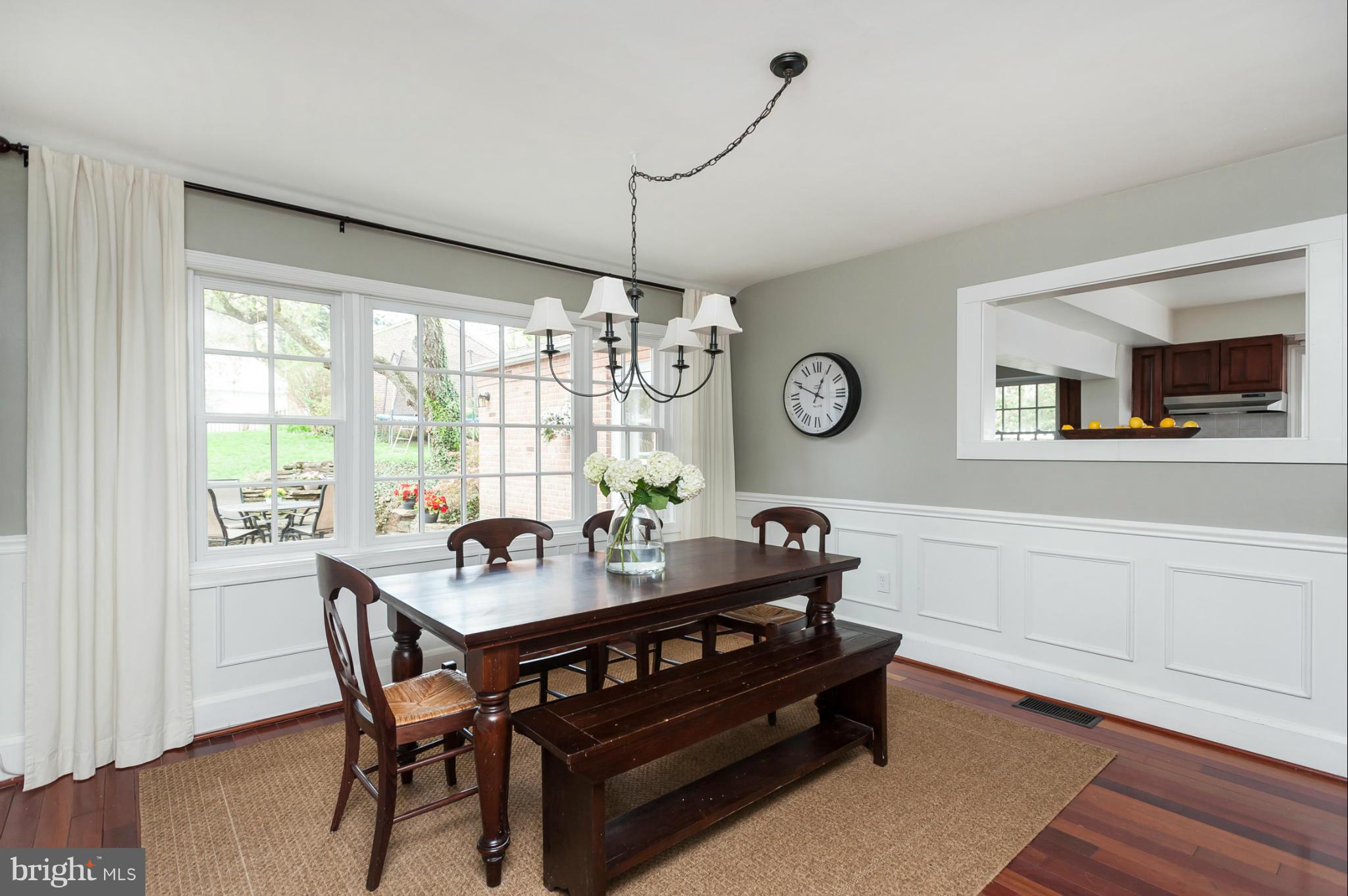 5422 Springlake Way Baltimore, MD 21212 - Photo 10 of 30 Dining Room