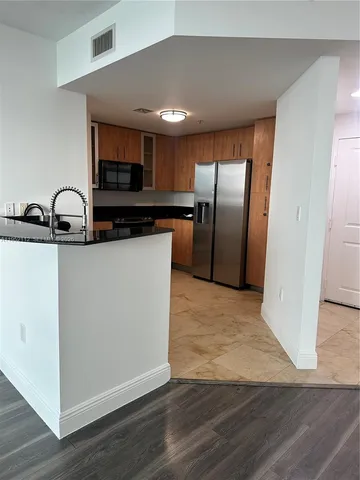 $495,000 | 7900 Harbor Island Drive, Unit 906, North Bay Village, FL 33141