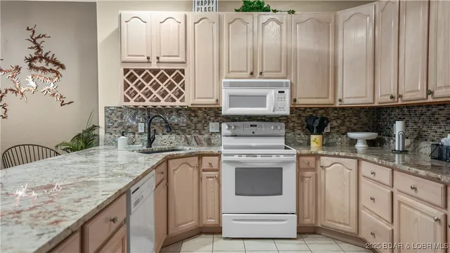 $485,000 | 611 Lazy Days Road, Unit I 1B, Osage Beach, MO 65065