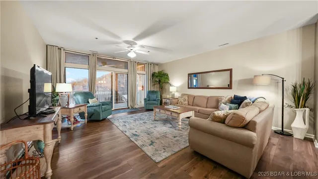 $485,000 | 611 Lazy Days Road, Unit I 1B, Osage Beach, MO 65065