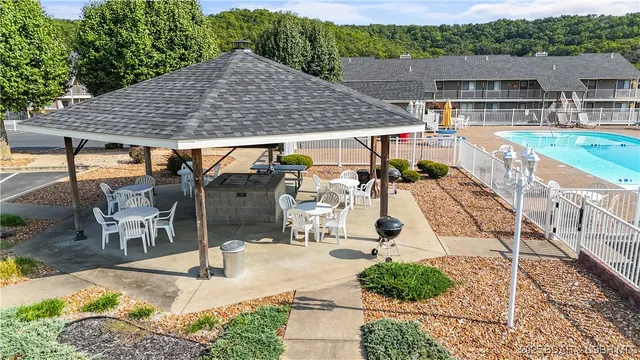 $485,000 | 611 Lazy Days Road, Unit I 1B, Osage Beach, MO 65065