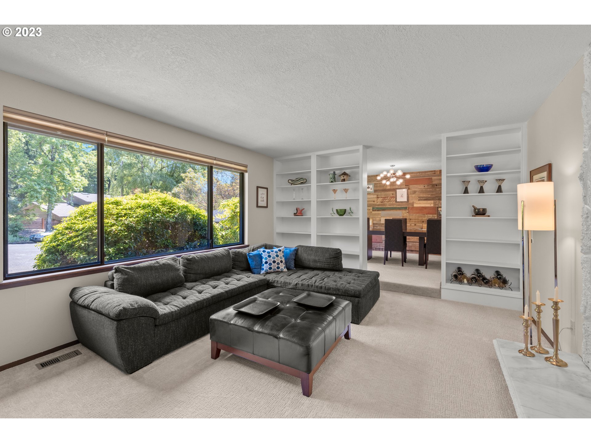 5115 Southwest Richenberg Court Portland, OR 97239 - Photo 12 of 31 Gallery Image 12