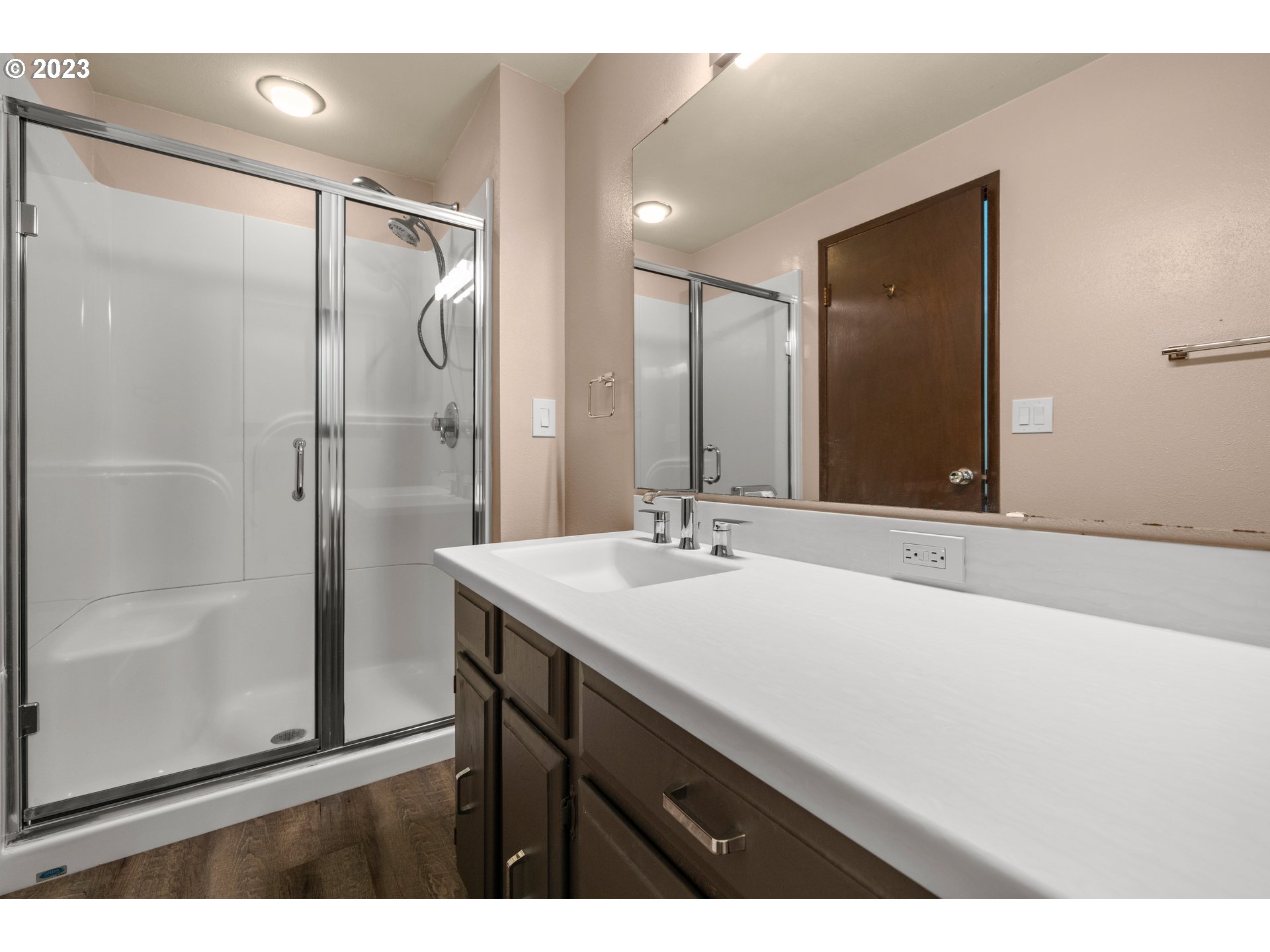 5115 Southwest Richenberg Court Portland, OR 97239 - Photo 17 of 31 Gallery Image 17