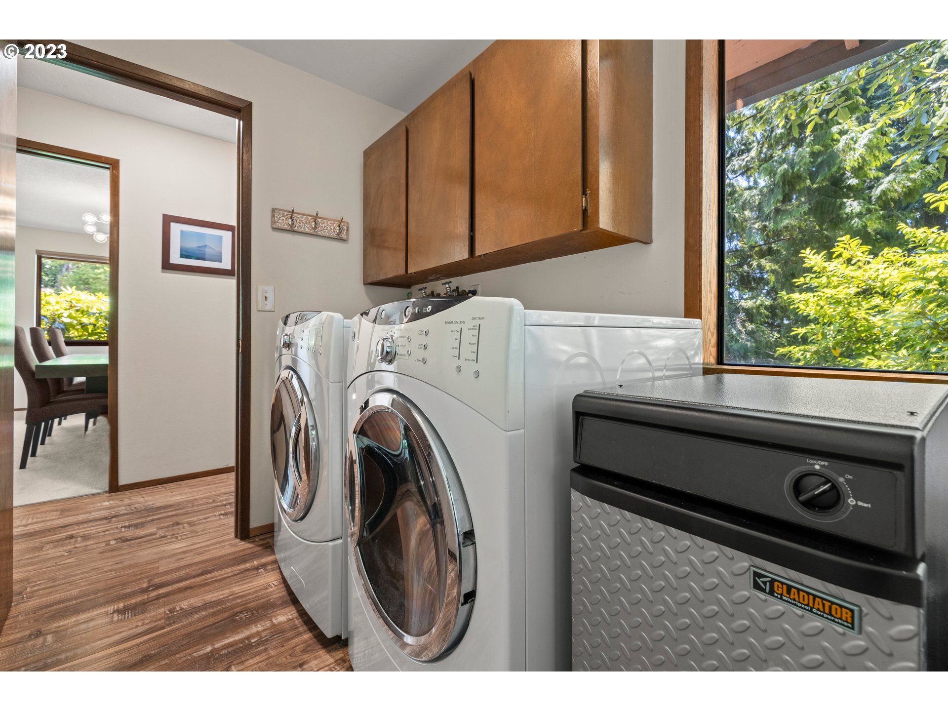 5115 Southwest Richenberg Court Portland, OR 97239 - Photo 23 of 31 Gallery Image 23