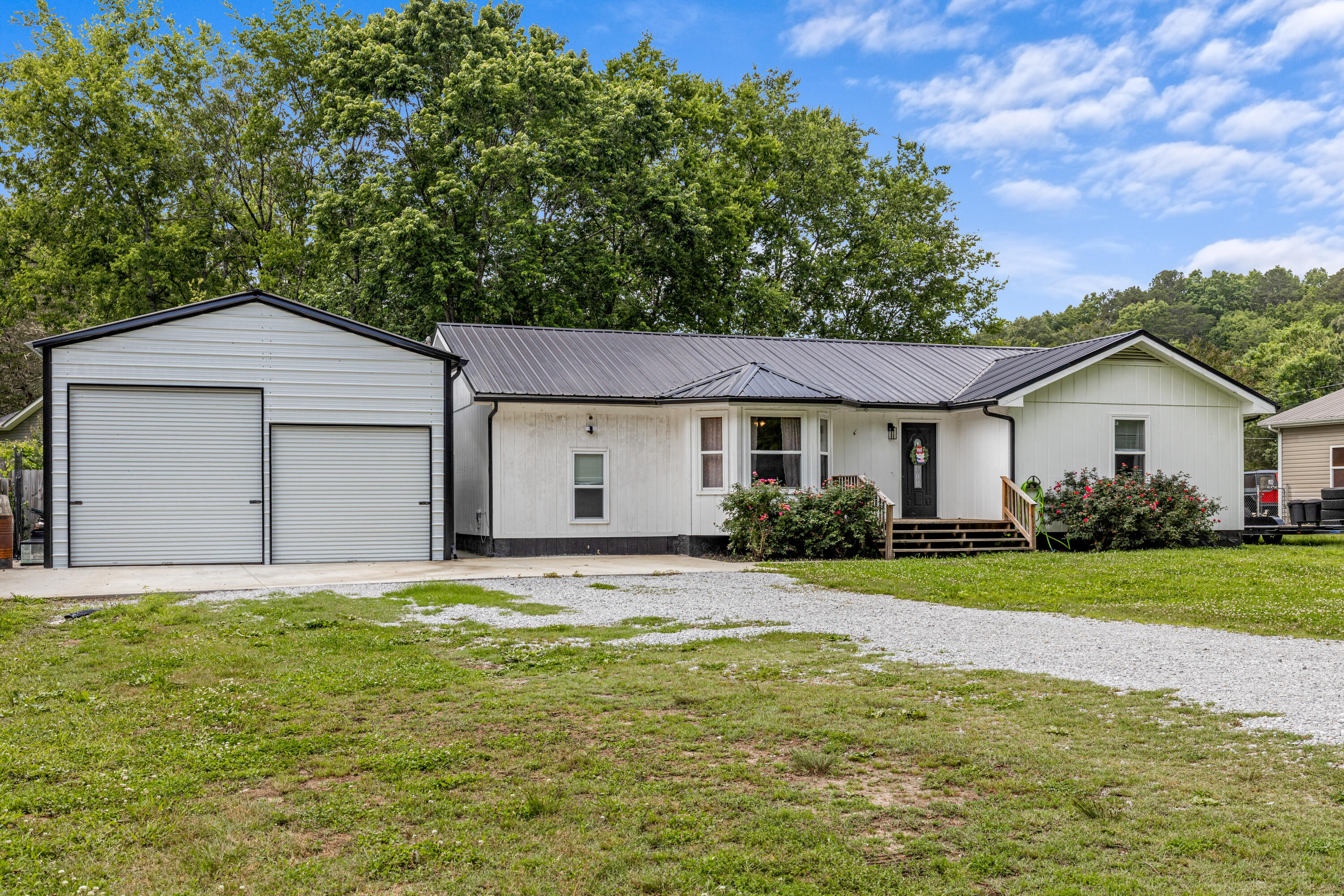 7460 Sims Road Harrison, TN 37341 - Photo 3 of 37 Sims-27