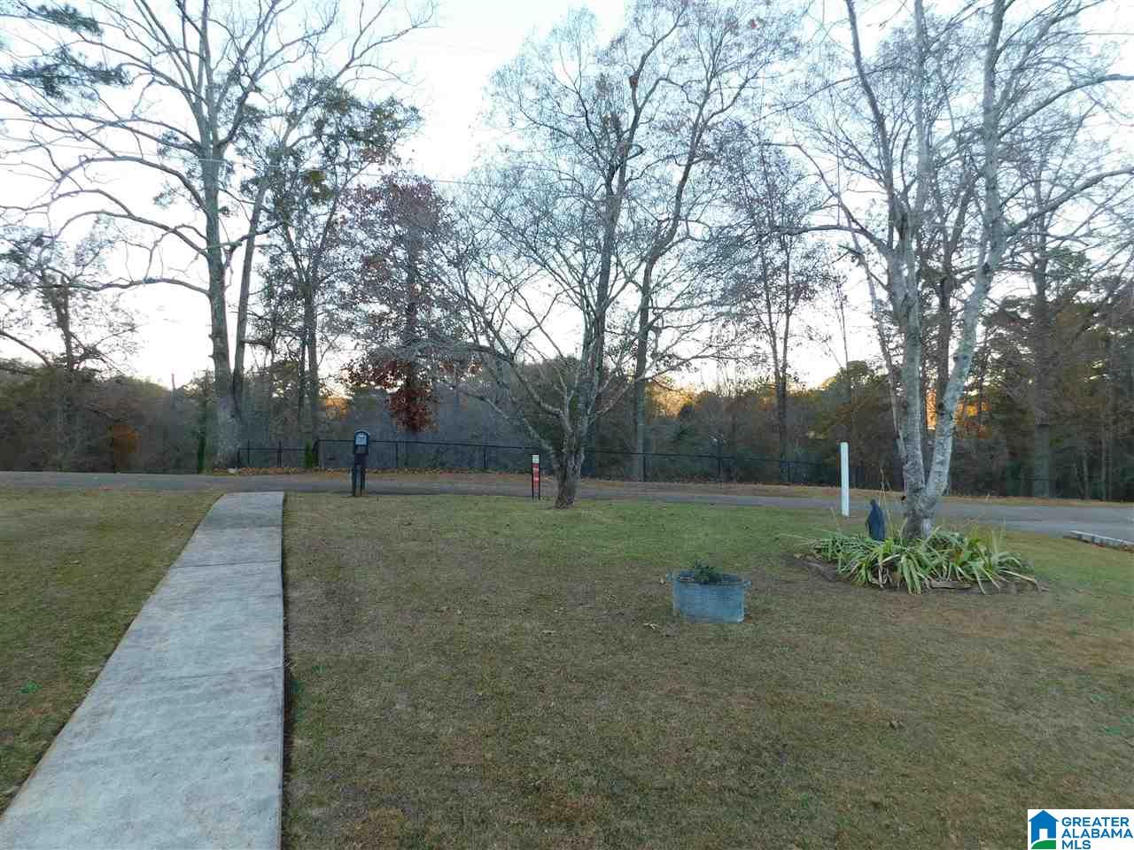 207 Ridgeway Drive Piedmont, AL 36272 - Photo 30 of 46