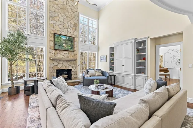 $5,695,000 | 9 Sanderson Lane, Weston, MA 02493