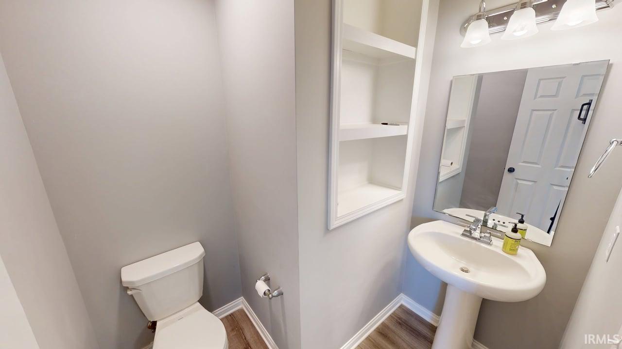216 Wilson Circle Huntingburg, IN 47542 - Photo 7 of 22