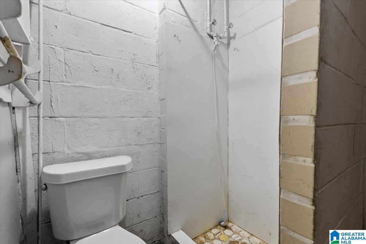 1216 Huffman Road Birmingham, AL 35215 - Photo 27 of 32
