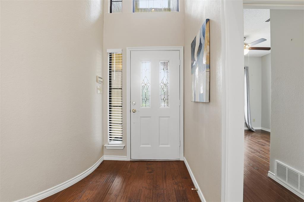 6816 Riverridge Road Fort Worth, TX 76116 - Photo 5 of 25