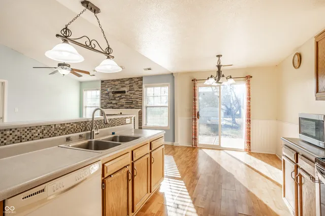 $1,800 | 9653 Aberdeen Court, Fishers, IN 46038