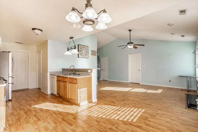 $1,800 | 9653 Aberdeen Court, Fishers, IN 46038