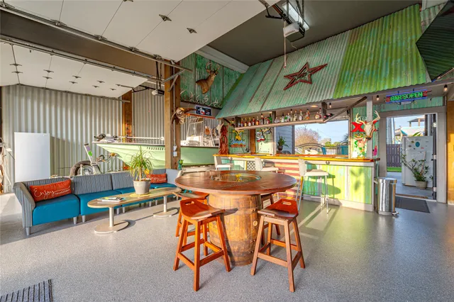 $719,000 | 938 Eastview Port, Port Bolivar, TX 77650