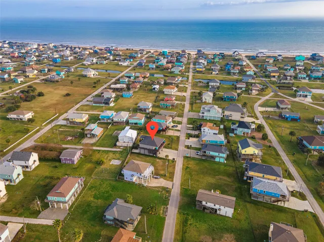 $719,000 | 938 Eastview Port, Port Bolivar, TX 77650