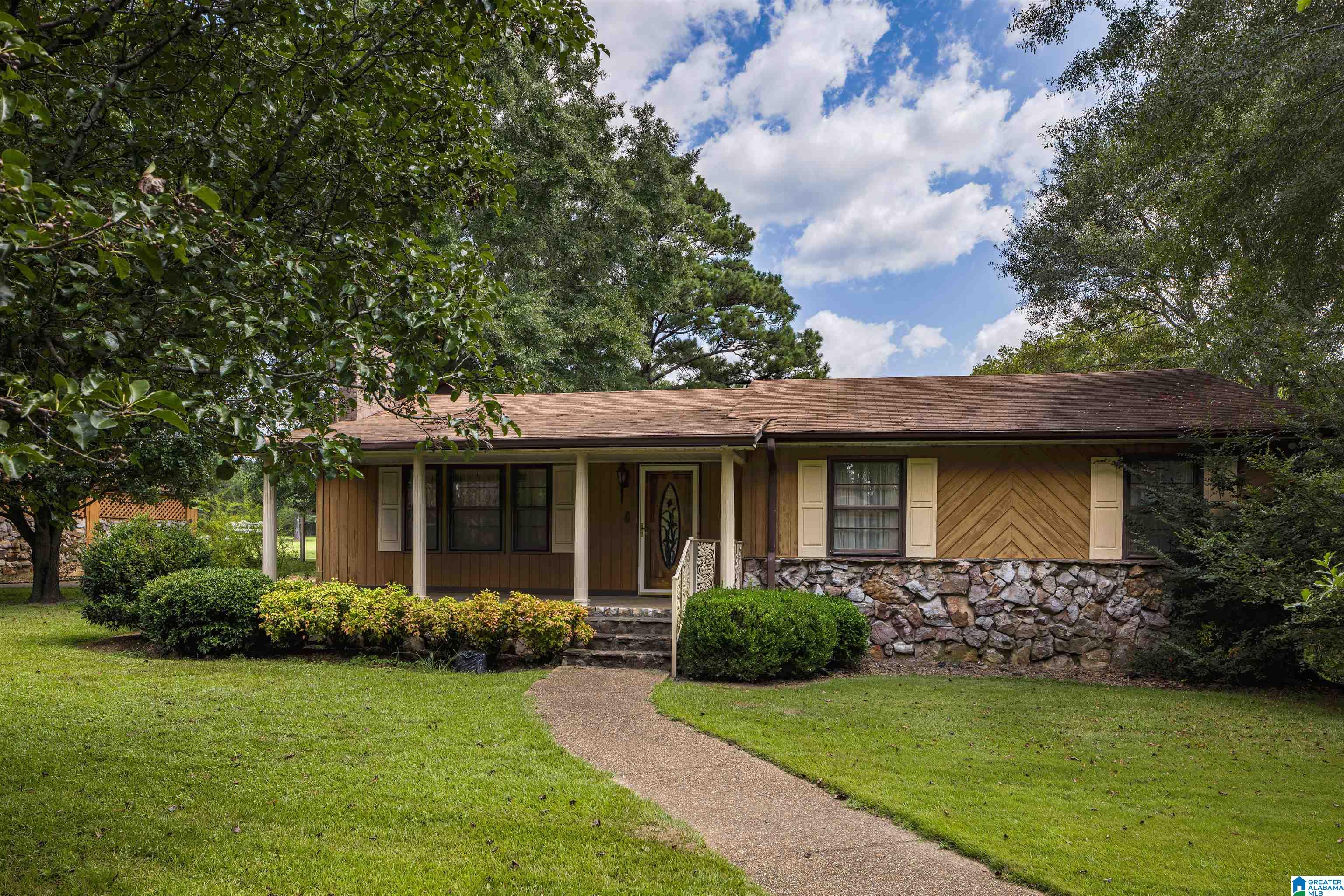 686 McClain Road Bessemer, AL 35023 - Photo 4 of 50