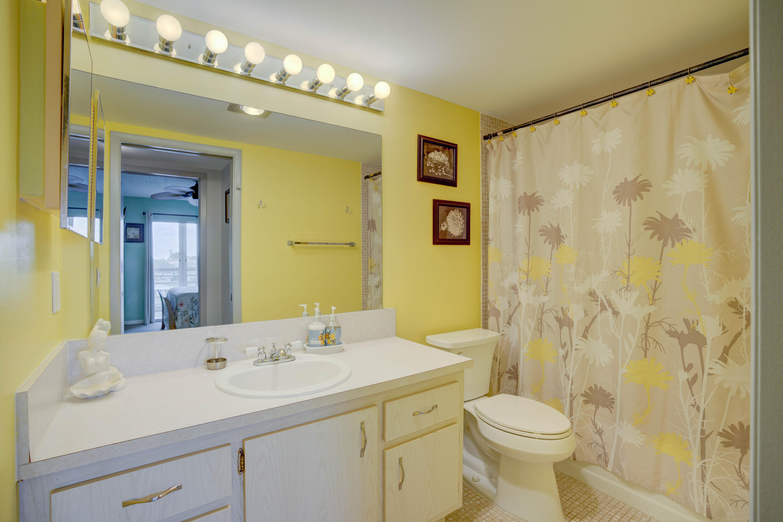 4033 Lincoln B Boca Raton, FL 33434 - Photo 12 of 25 20__mlp9063_4_5_6_7-edit