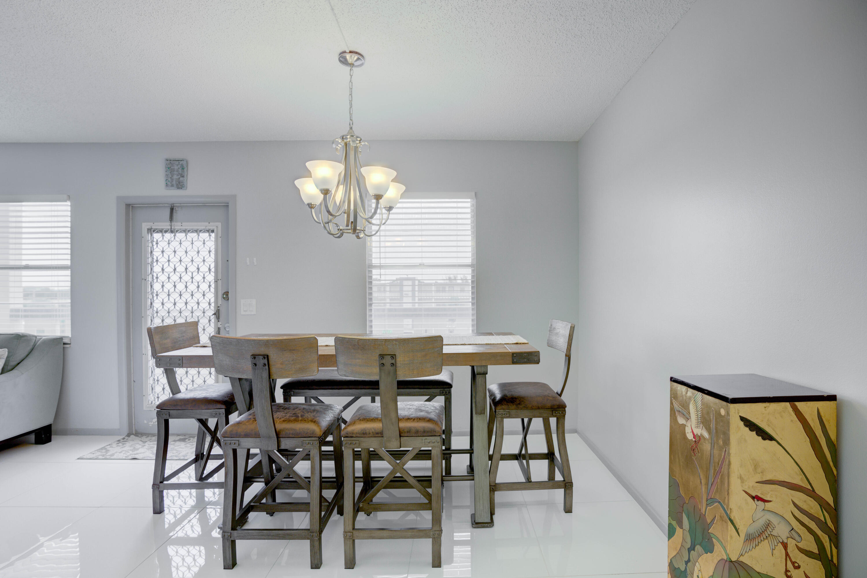 4033 Lincoln B Boca Raton, FL 33434 - Photo 6 of 25 33__mlp9128_29_30_31_32