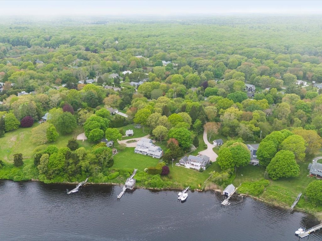 49 Fort Ninigret Road Charlestown, RI 02813 - Photo 11 of 47