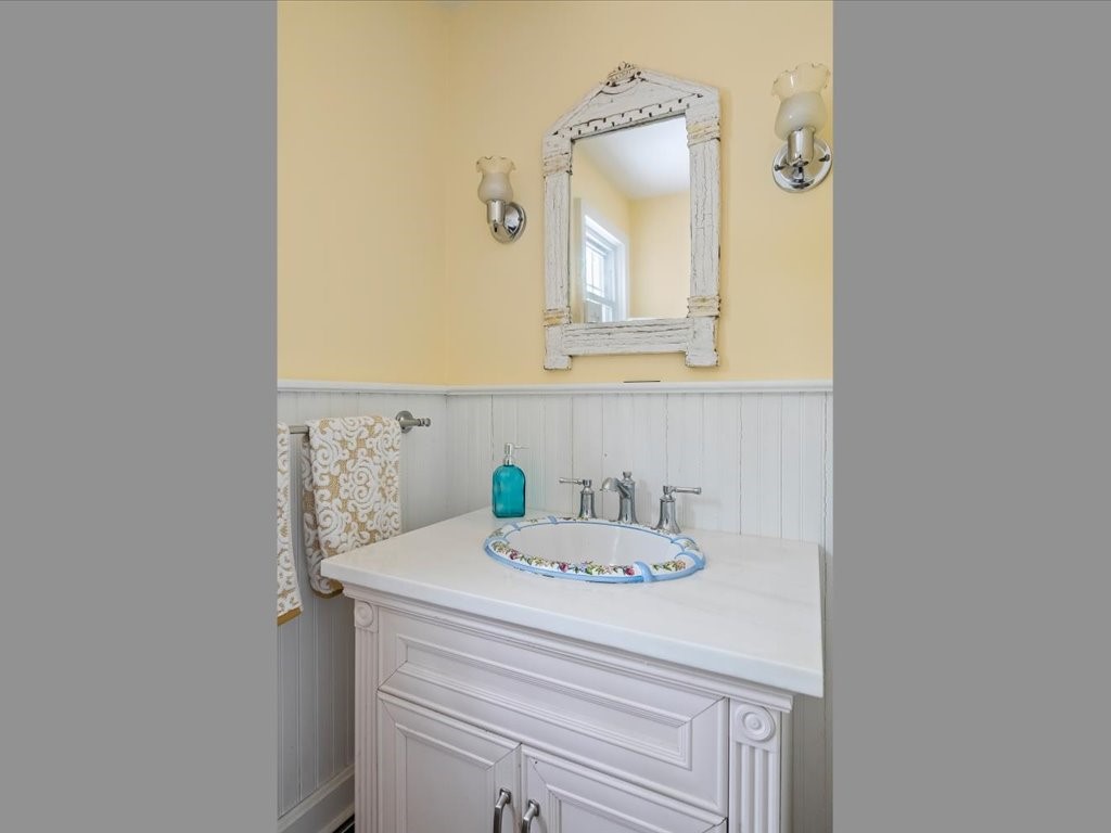 49 Fort Ninigret Road Charlestown, RI 02813 - Photo 23 of 47