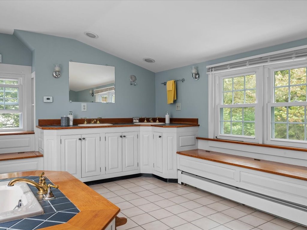 49 Fort Ninigret Road Charlestown, RI 02813 - Photo 36 of 47