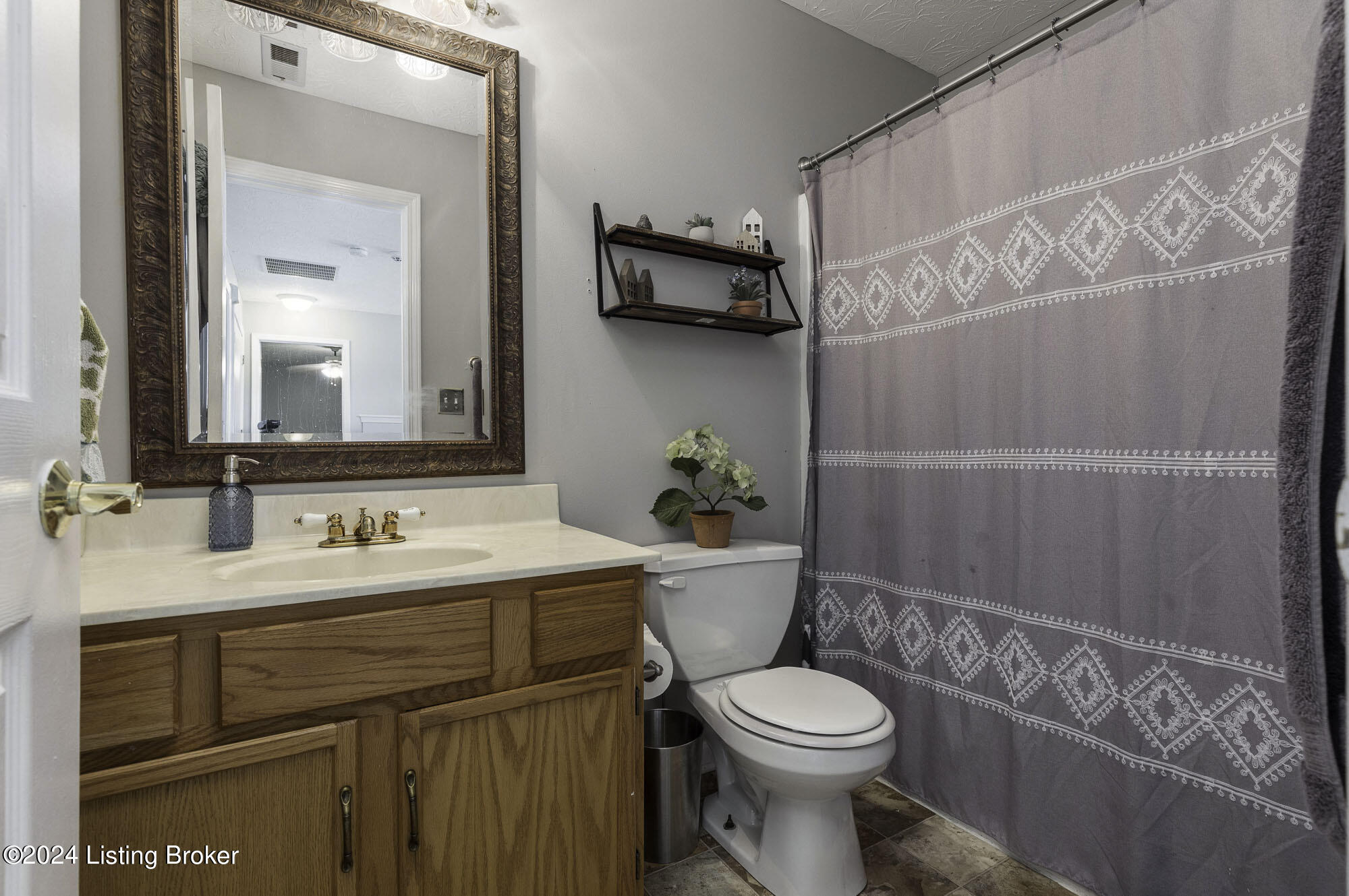 6513 Harrogate Road Louisville, KY 40229 - Photo 26 of 41 Harogate026