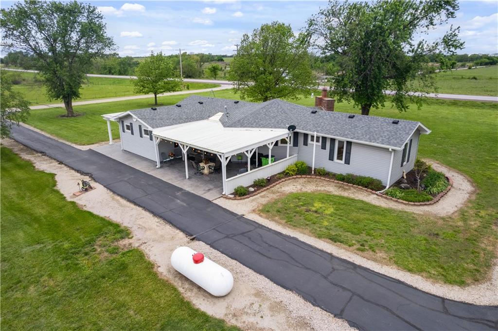 1504 17000 Road Parsons, KS 67357 - Photo 46 of 90