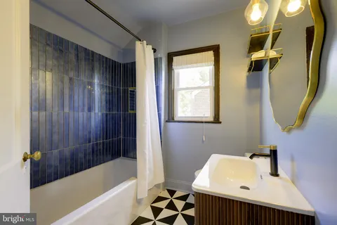 $539,000 | 1822 41st Place Southeast, Washington, DC 20020