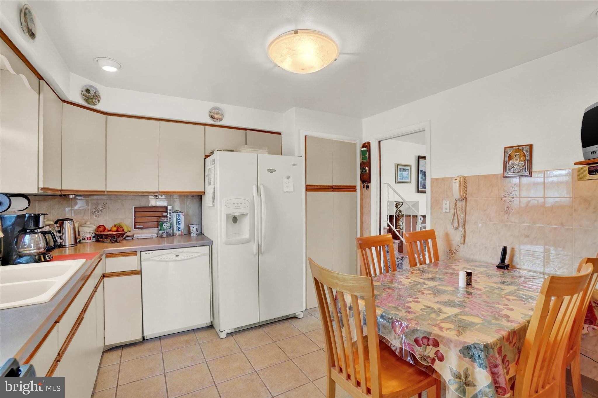 2855 Cambridge Road York, PA 17402 - Photo 15 of 28 Gallery Image 15