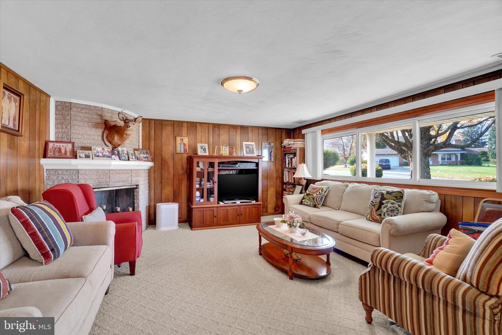 2855 Cambridge Road York, PA 17402 - Photo 5 of 28 Gallery Image 5