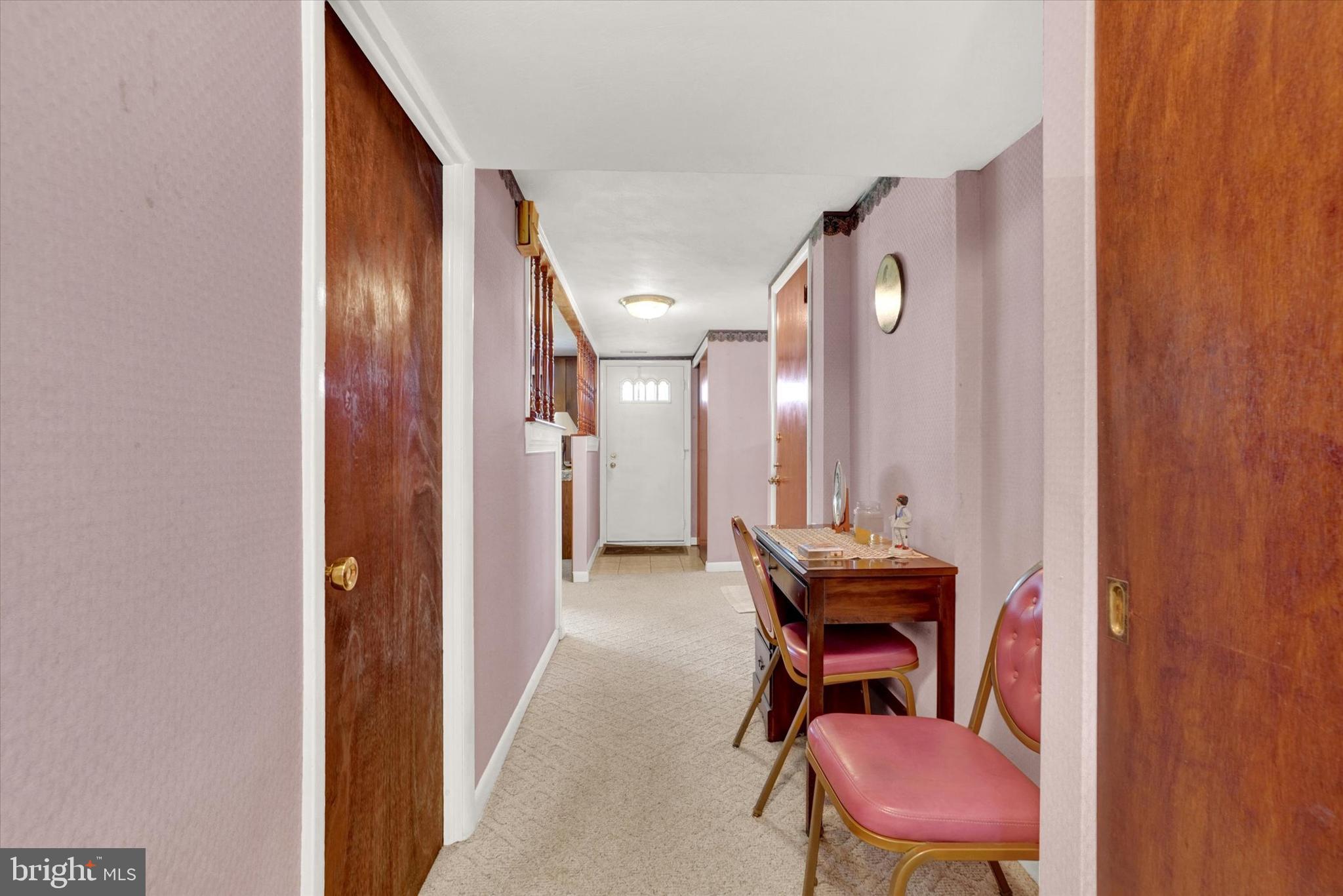 2855 Cambridge Road York, PA 17402 - Photo 9 of 28 Gallery Image 9