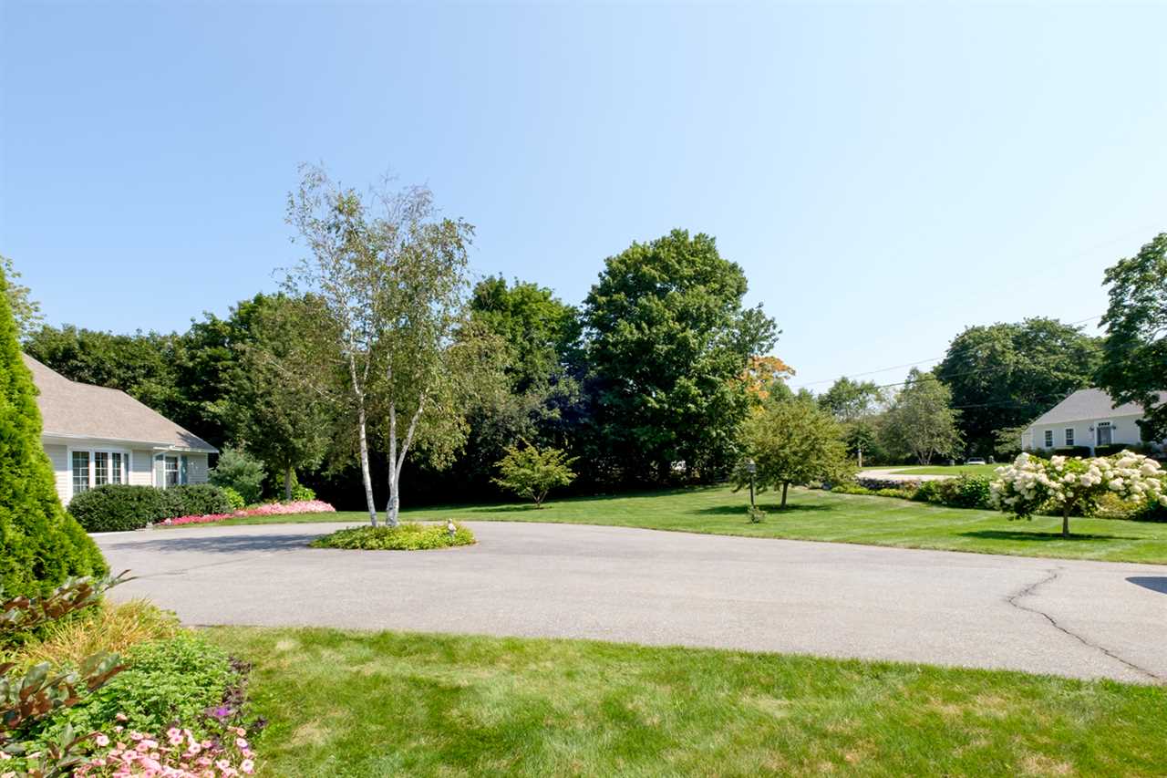 367 Washington Road Rye, NH 03870 - Photo 3 of 36