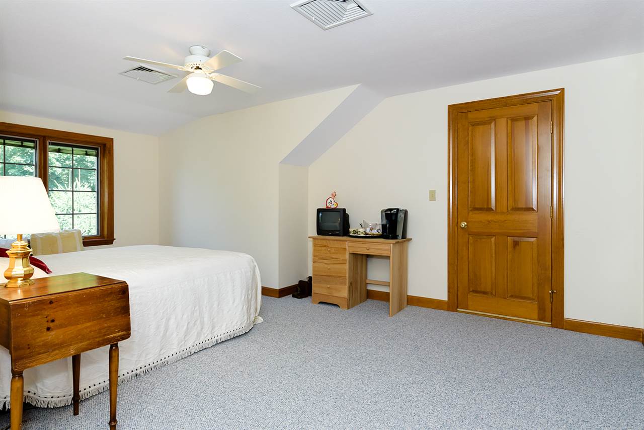 367 Washington Road Rye, NH 03870 - Photo 33 of 36