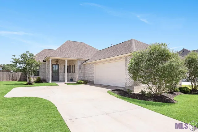 $364,900 | 36310 Belle Reserve Avenue, Prairieville, LA 70769