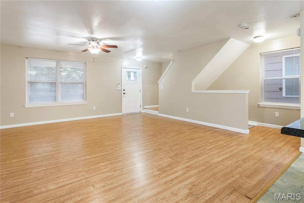 1024 Bates Street St. Louis, MO 63111 - Photo 6 of 31