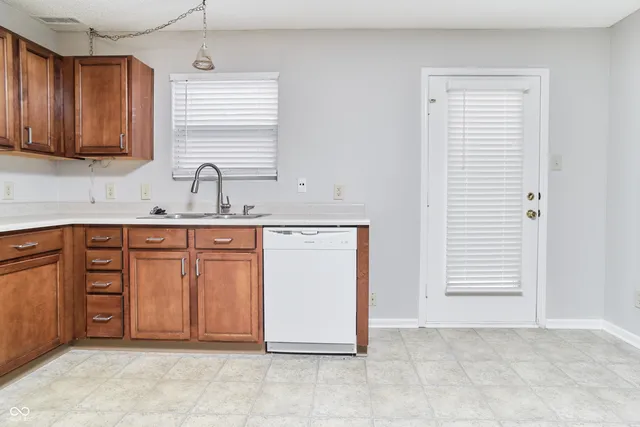 $1,900 | 14169 Clapboard Drive, Noblesville, IN 46060