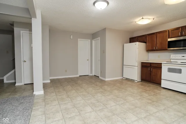 $1,900 | 14169 Clapboard Drive, Noblesville, IN 46060