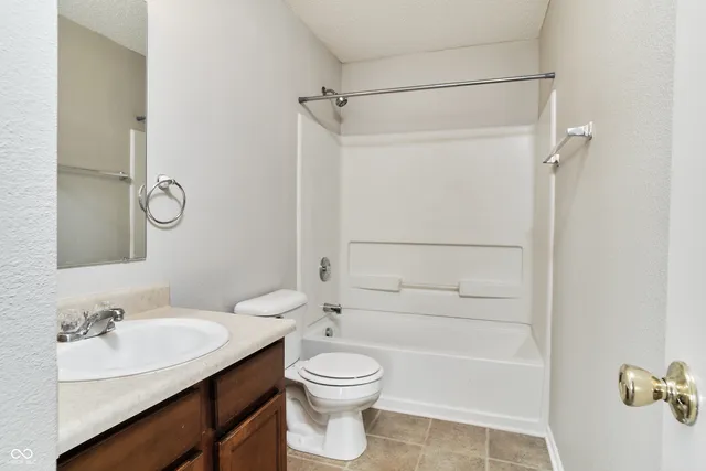 $1,900 | 14169 Clapboard Drive, Noblesville, IN 46060