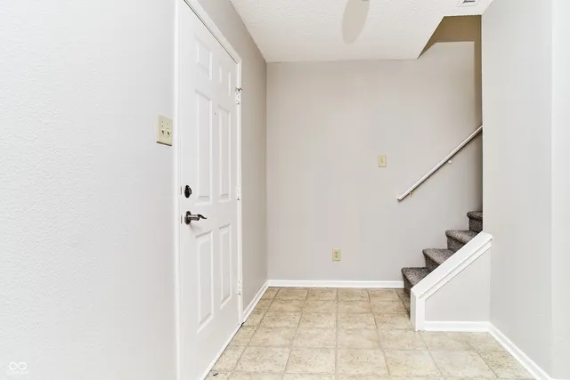 $1,900 | 14169 Clapboard Drive, Noblesville, IN 46060