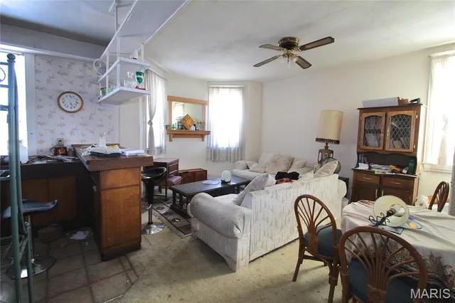 $39,500 | 2718 State Street, East St. Louis, IL 62205